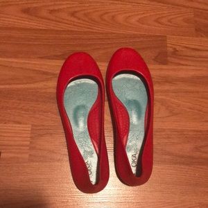 Red Oka-b flats